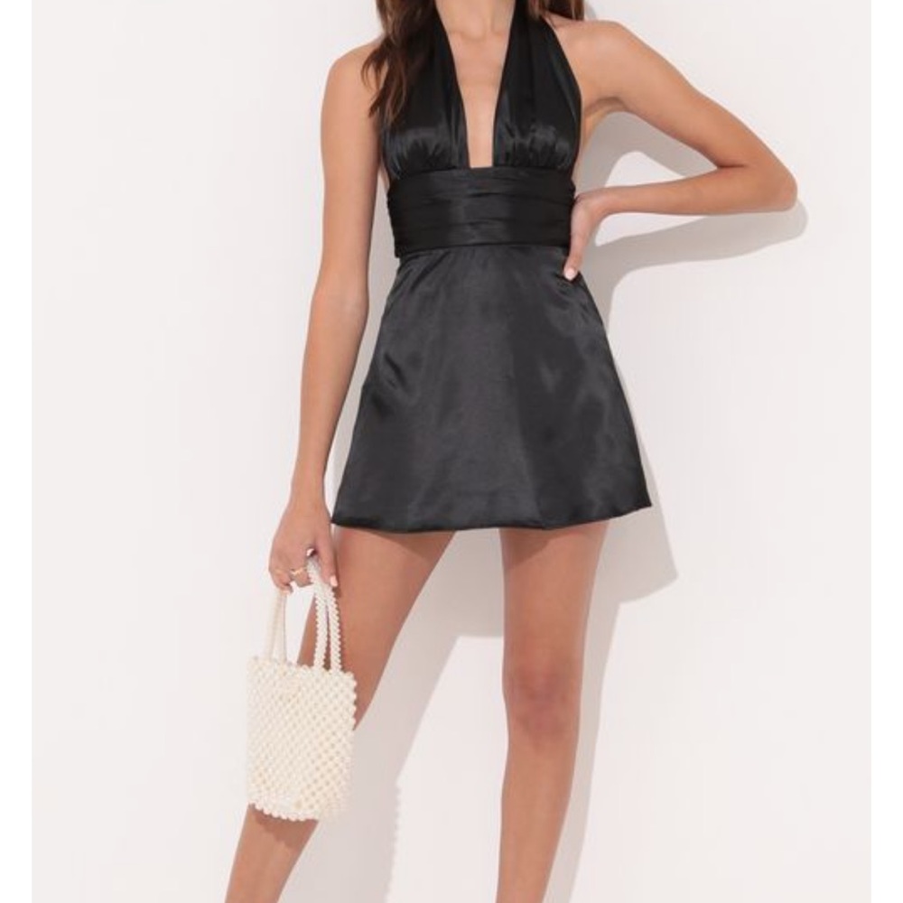 Lucy in the sky Waverly satin dress : Black